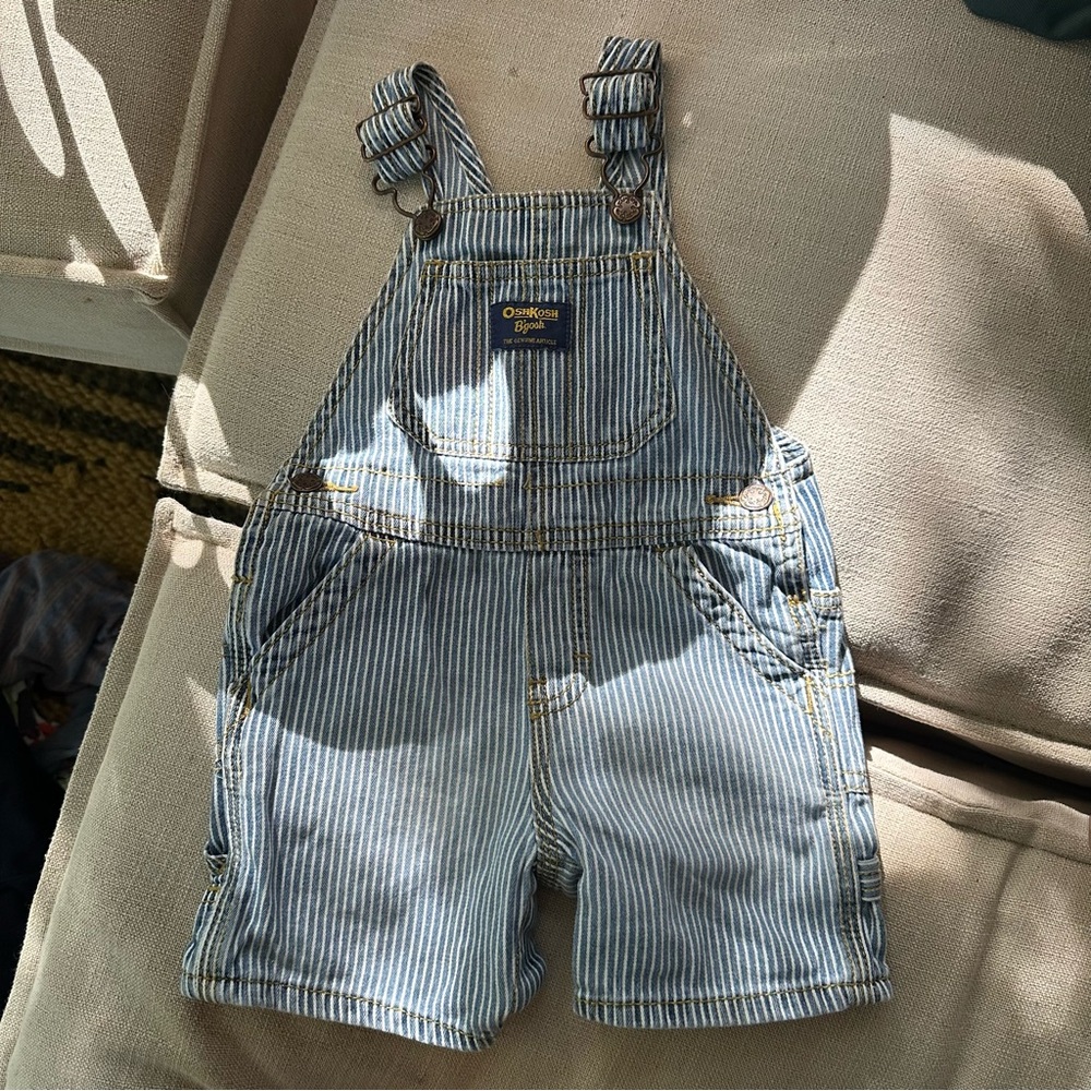 Oshkosh Vintage Baby shorts Overalls 12 month Blue White Striped Denim Jeans